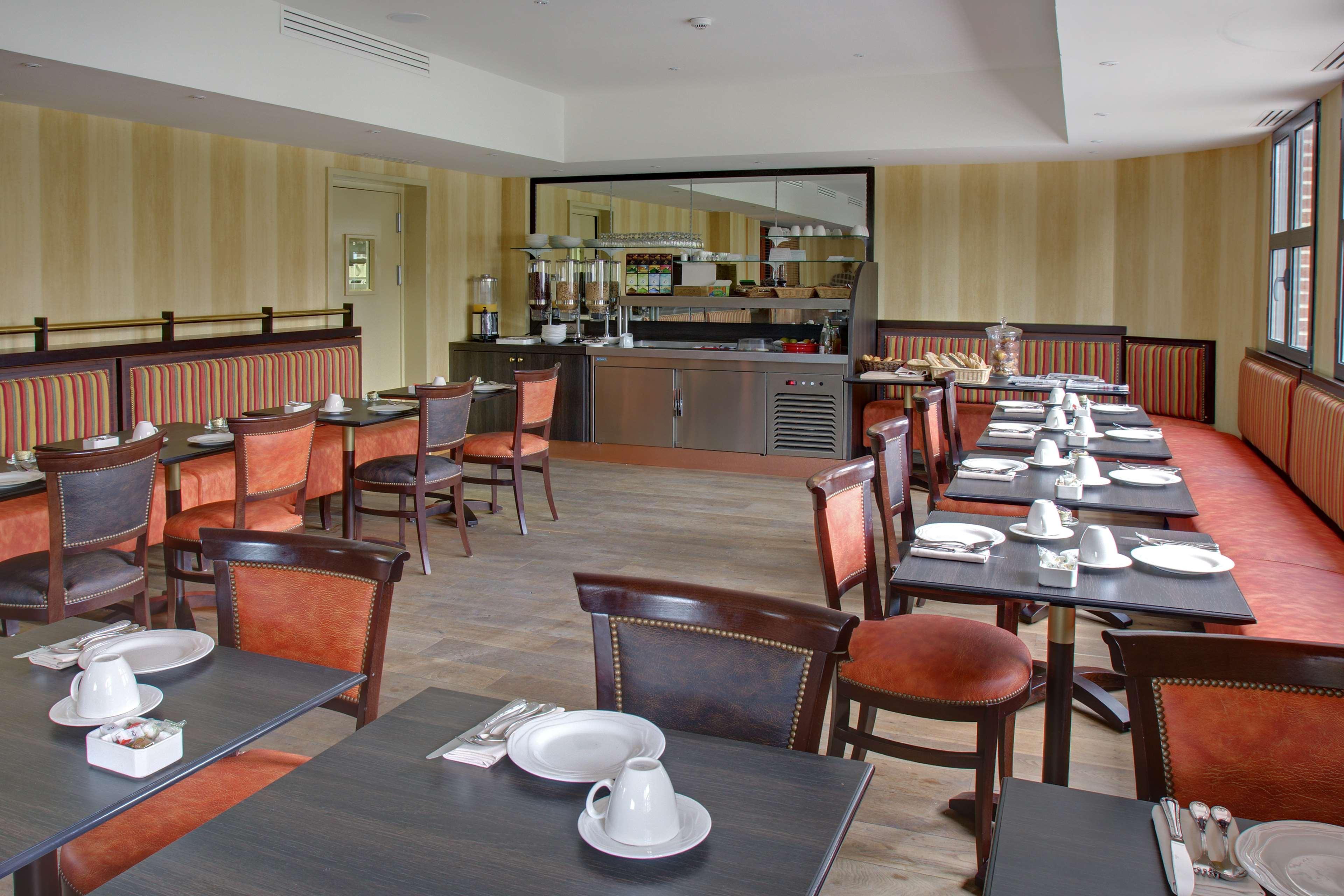 Best Western La Metairie Gosnay Ресторант снимка